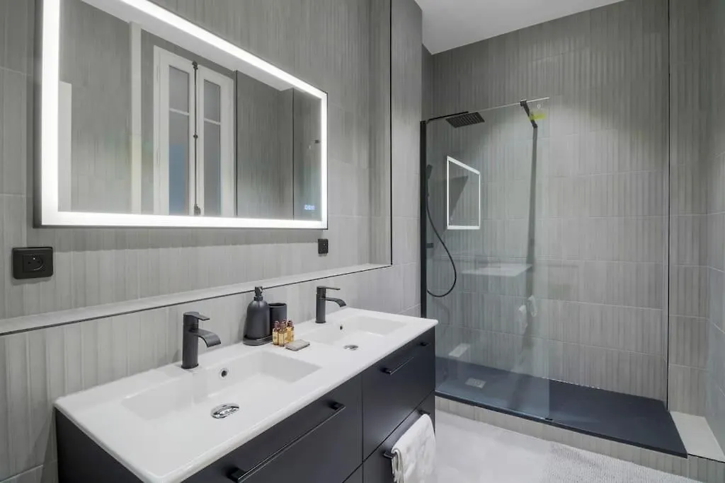 2b.appart 6pers#2bedrooms#victorhugo#arcdetriomphe Apartamento